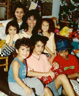 Peter Hernandez former late wife Bernadette San Pedro Bayot and children.